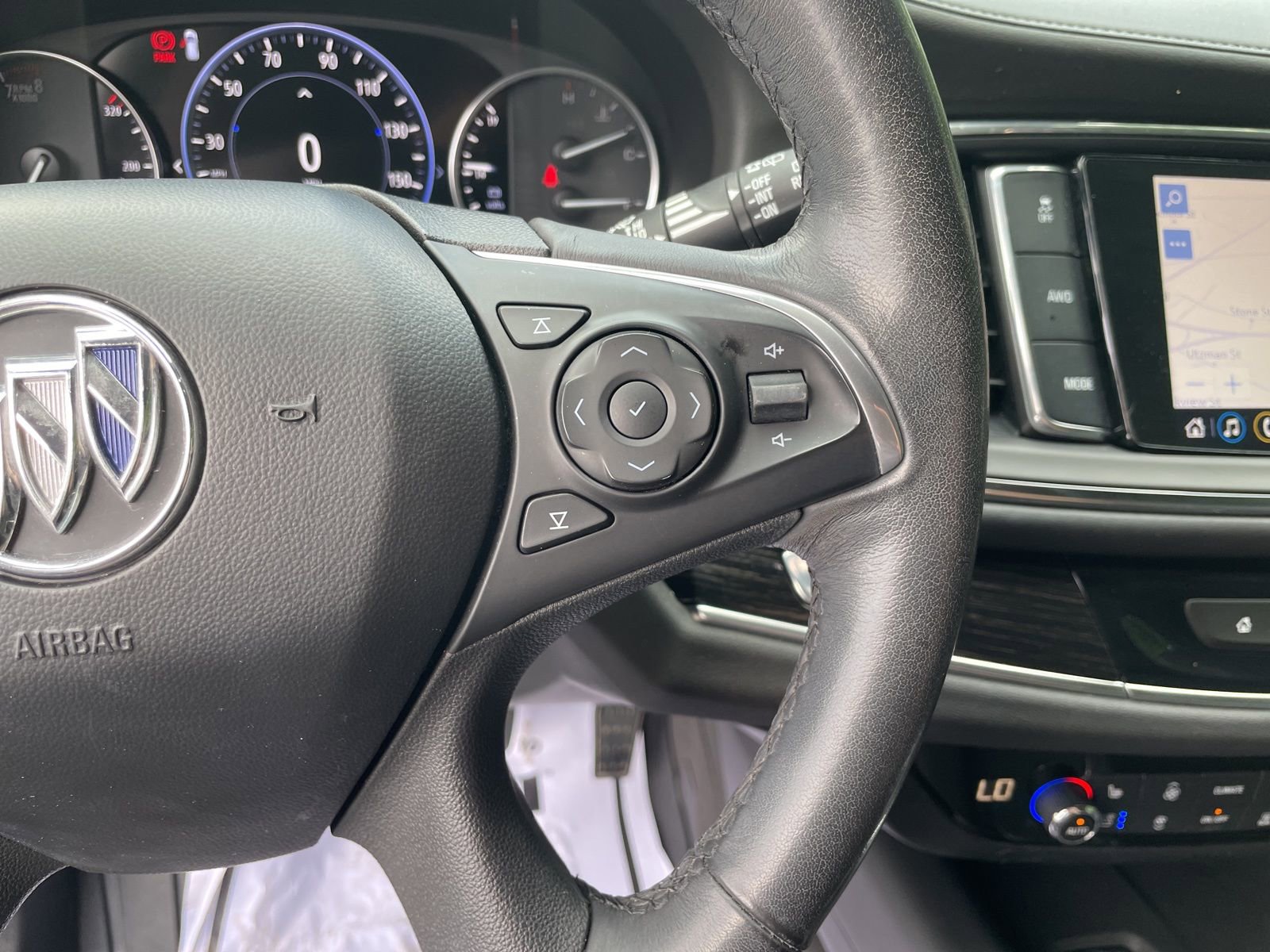 Used 2020 Buick Enclave Avenir w/ Avenir Technology Package image 16