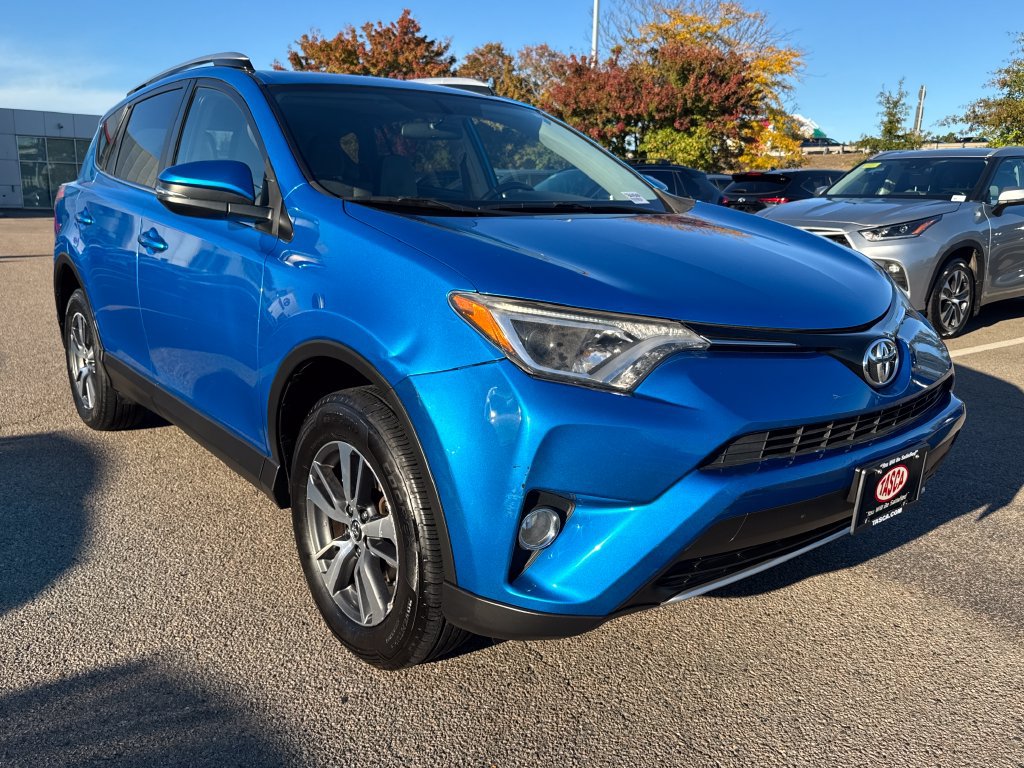 Used 2016 Toyota RAV4 XLE AWD/4WD image 11