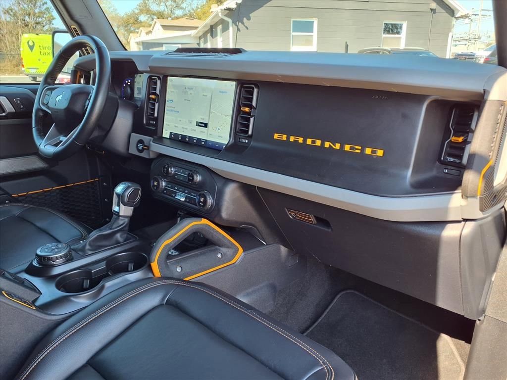 Used 2023 Ford Bronco Badlands w/ Sasquatch Package image 13