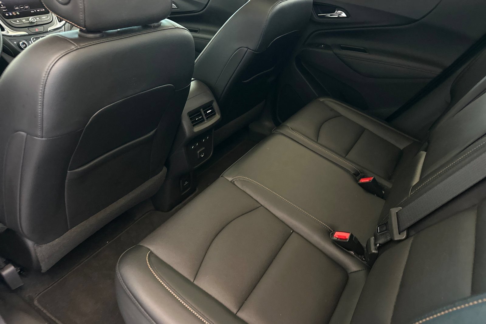 Used 2021 Chevrolet Equinox Premier FWD image 14