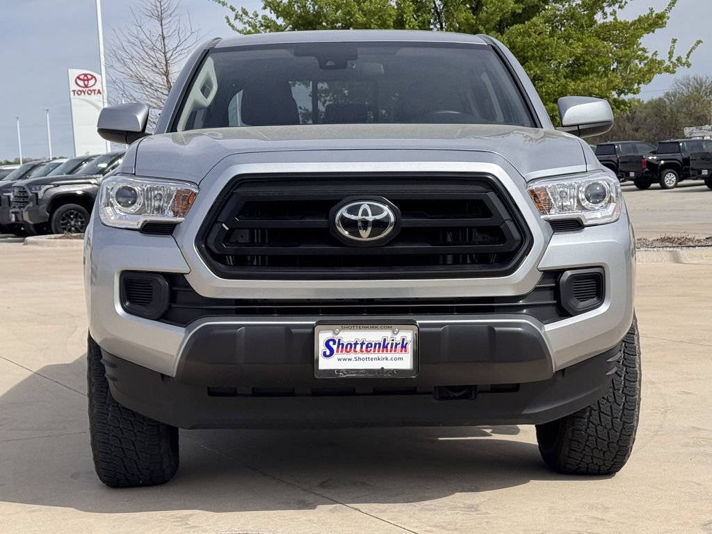 Used 2023 Toyota Tacoma SR AWD/4WD image 6