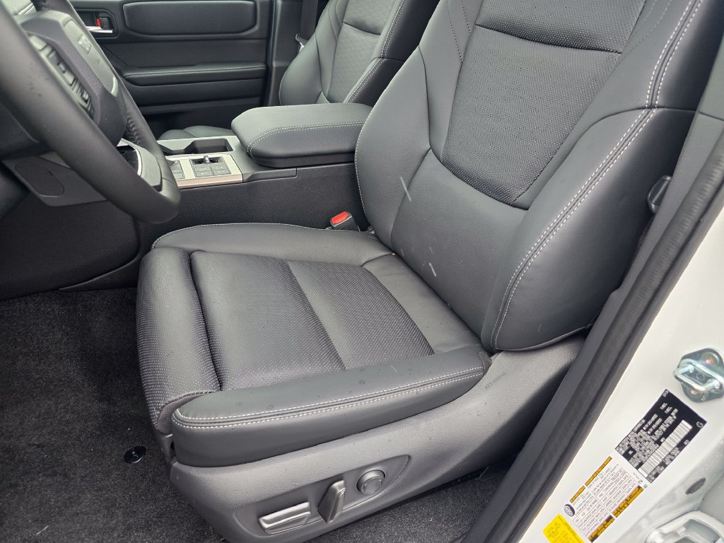 New 2027 Toyota Land Cruiser w/ Premium Package AWD/4WD image 25