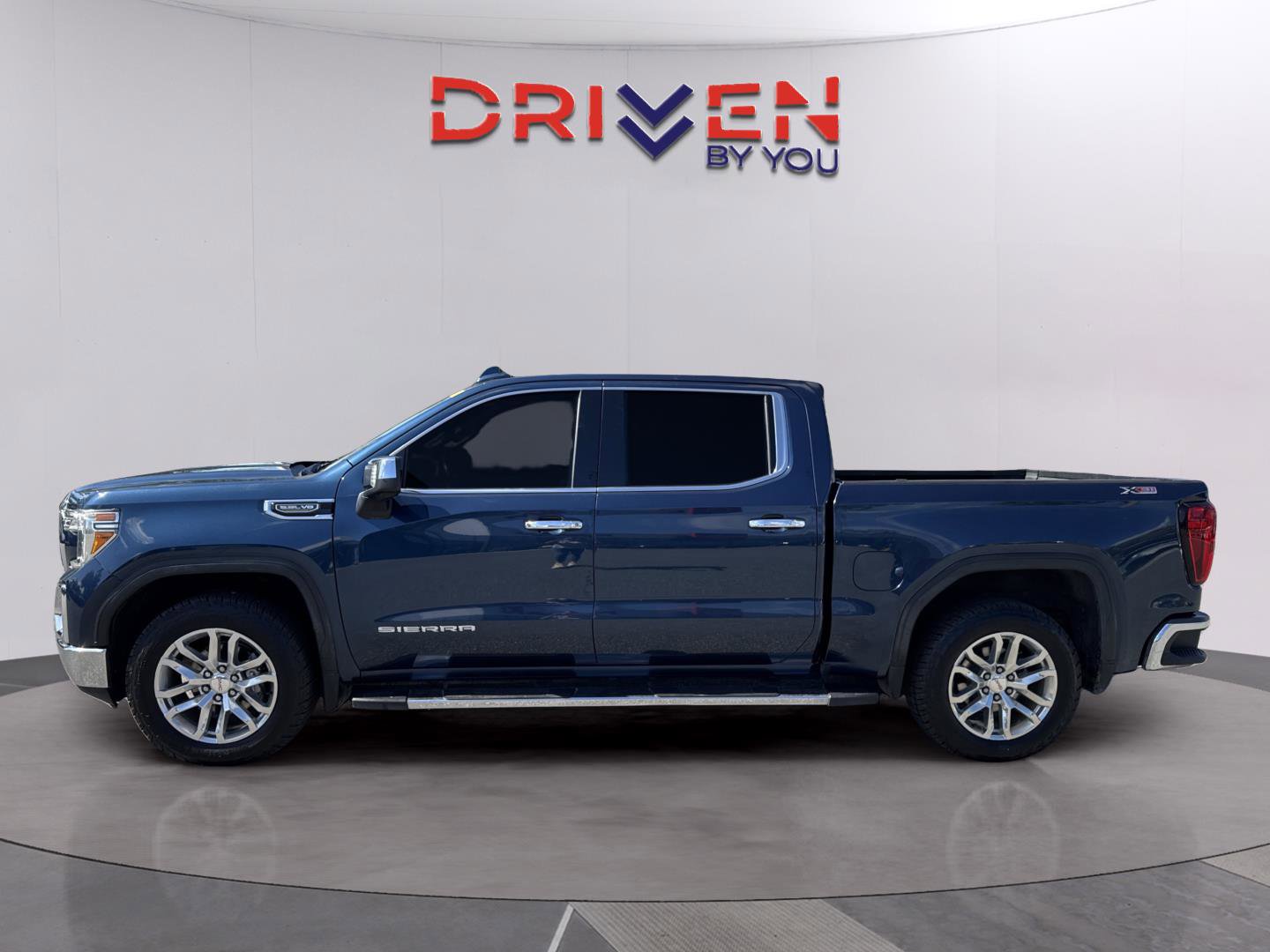 Used 2019 GMC Sierra 1500 SLT w/ SLT Premium Plus Package image 2