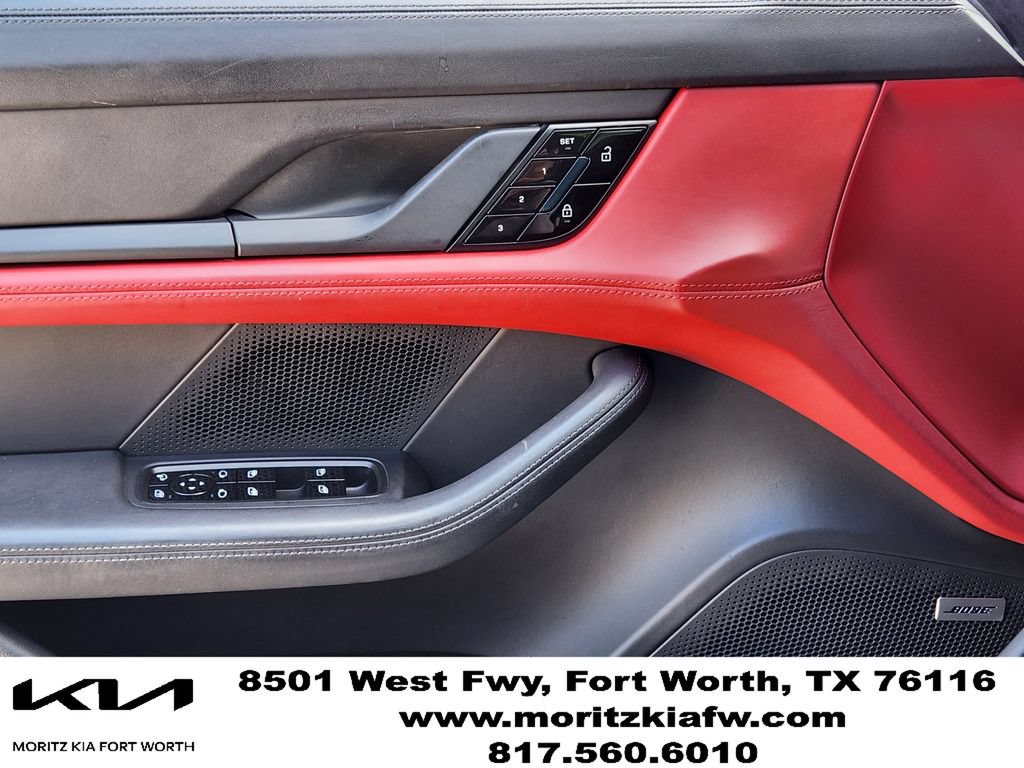 Used 2020 Porsche Taycan 4S AWD/4WD image 22