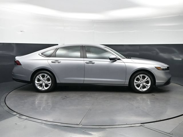 Certified 2025 Honda Accord LX image 4