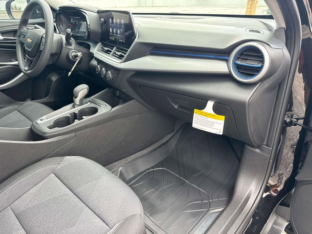 New 2026 Chevrolet Trax LS w/ LS Convenience Package image 12