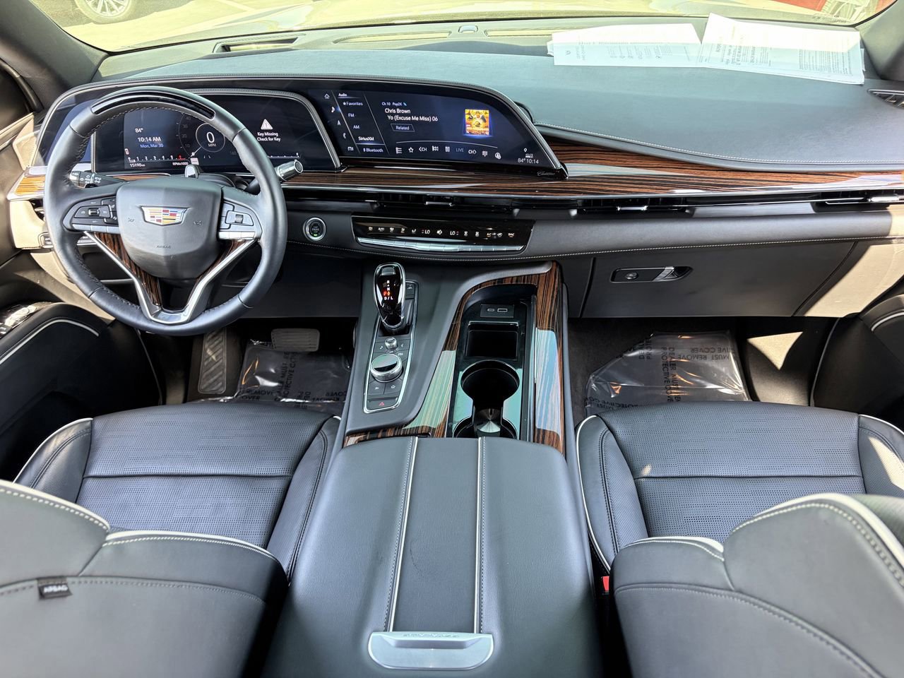 Certified 2024 Cadillac Escalade Premium Luxury image 16