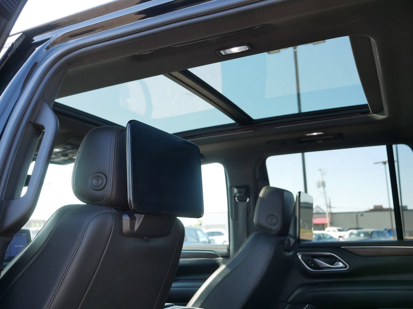 Used 2021 Chevrolet Tahoe High Country AWD/4WD image 20