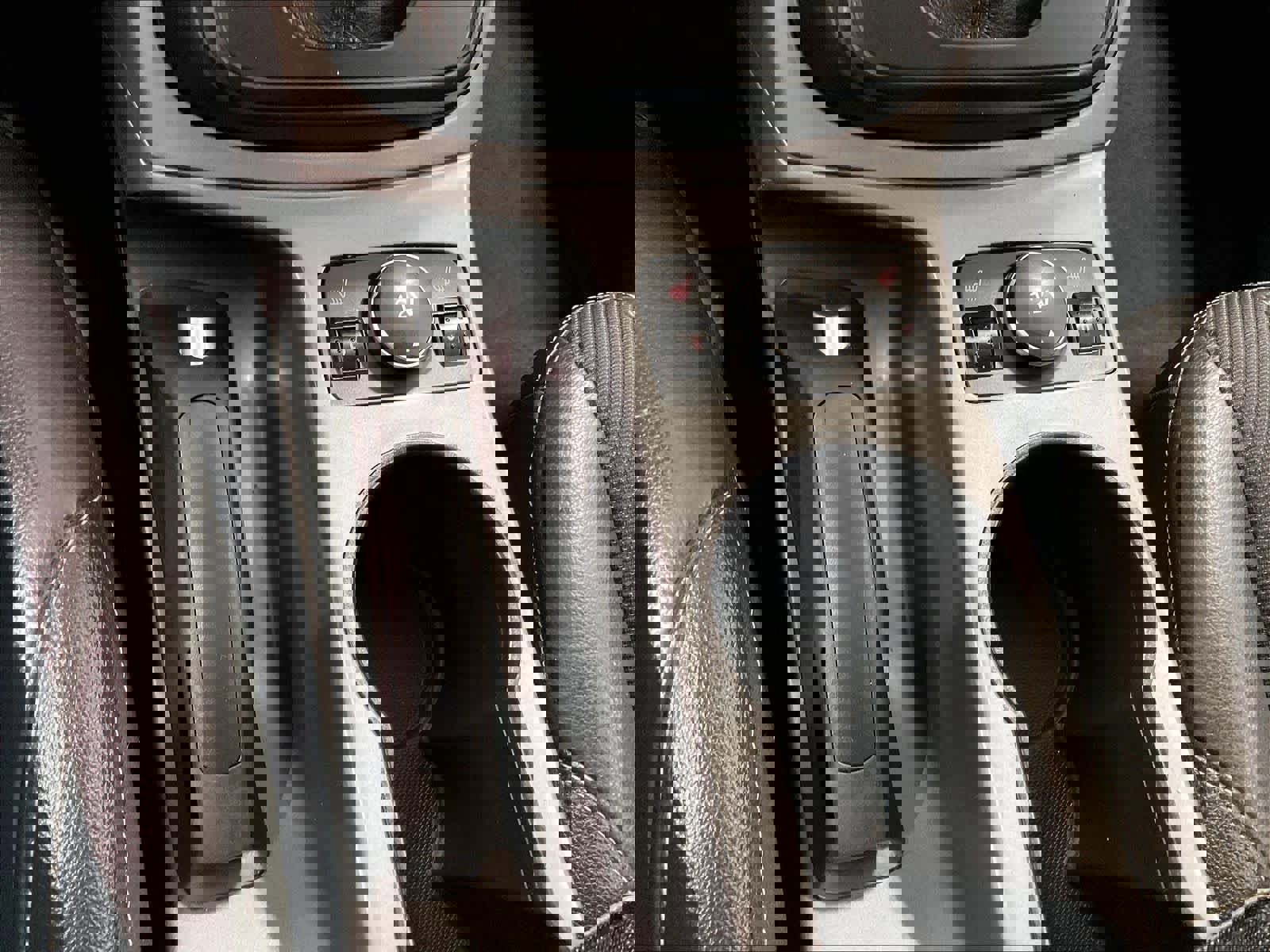 Used 2016 Ford Escape SE w/ SE Chrome Package AWD/4WD image 26