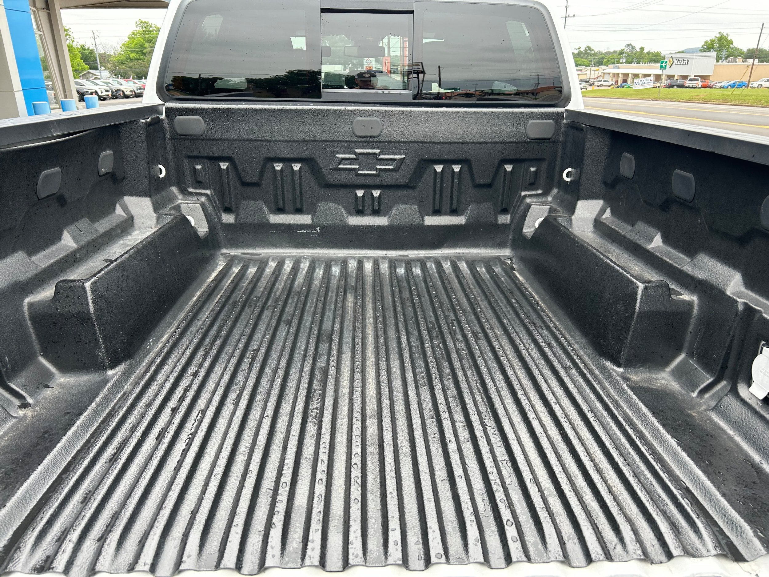 Used 2024 Chevrolet Colorado Z71 w/ Z71 Convenience Package 2 AWD/4WD image 9