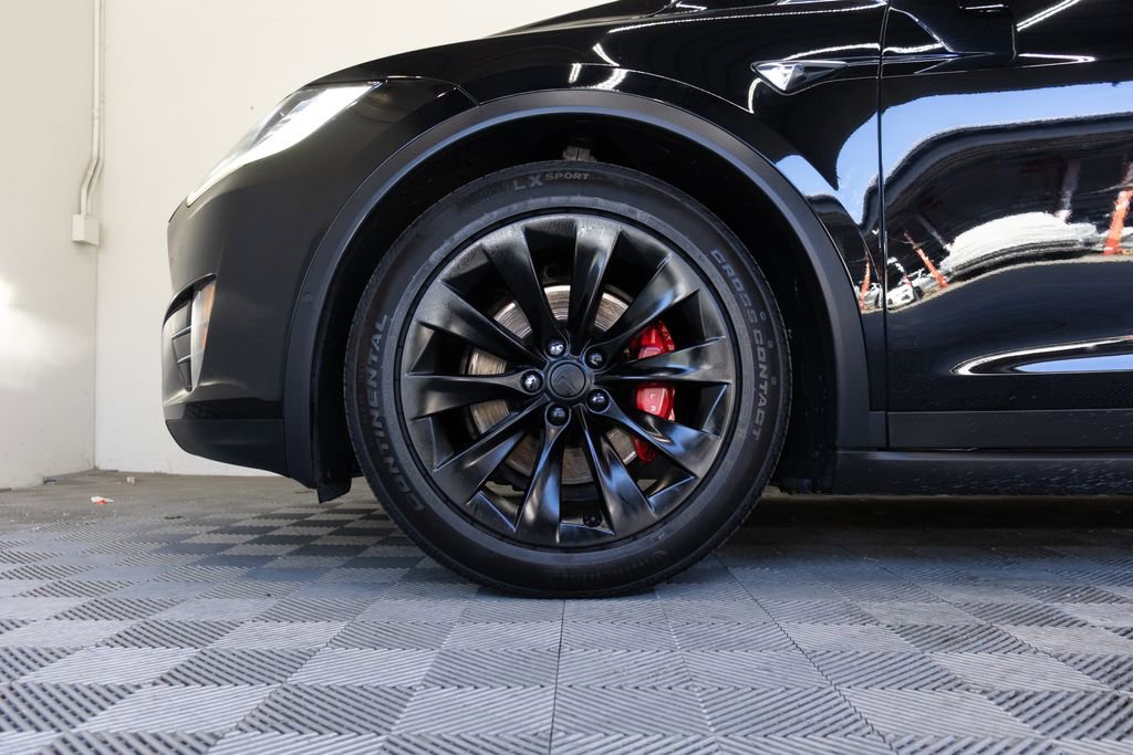 Used 2019 Tesla Model X Performance AWD/4WD image 9