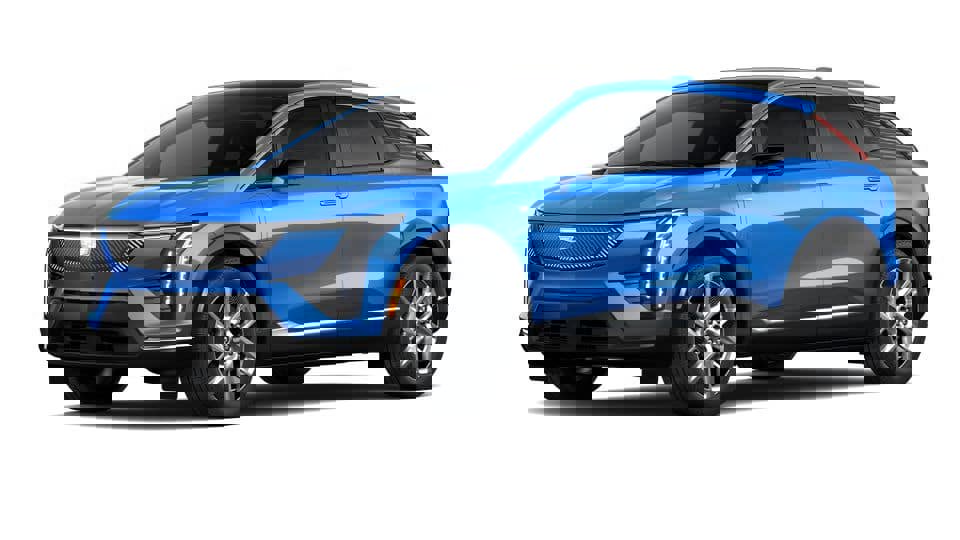 New 2026 Cadillac Optiq Luxury 1 image 15