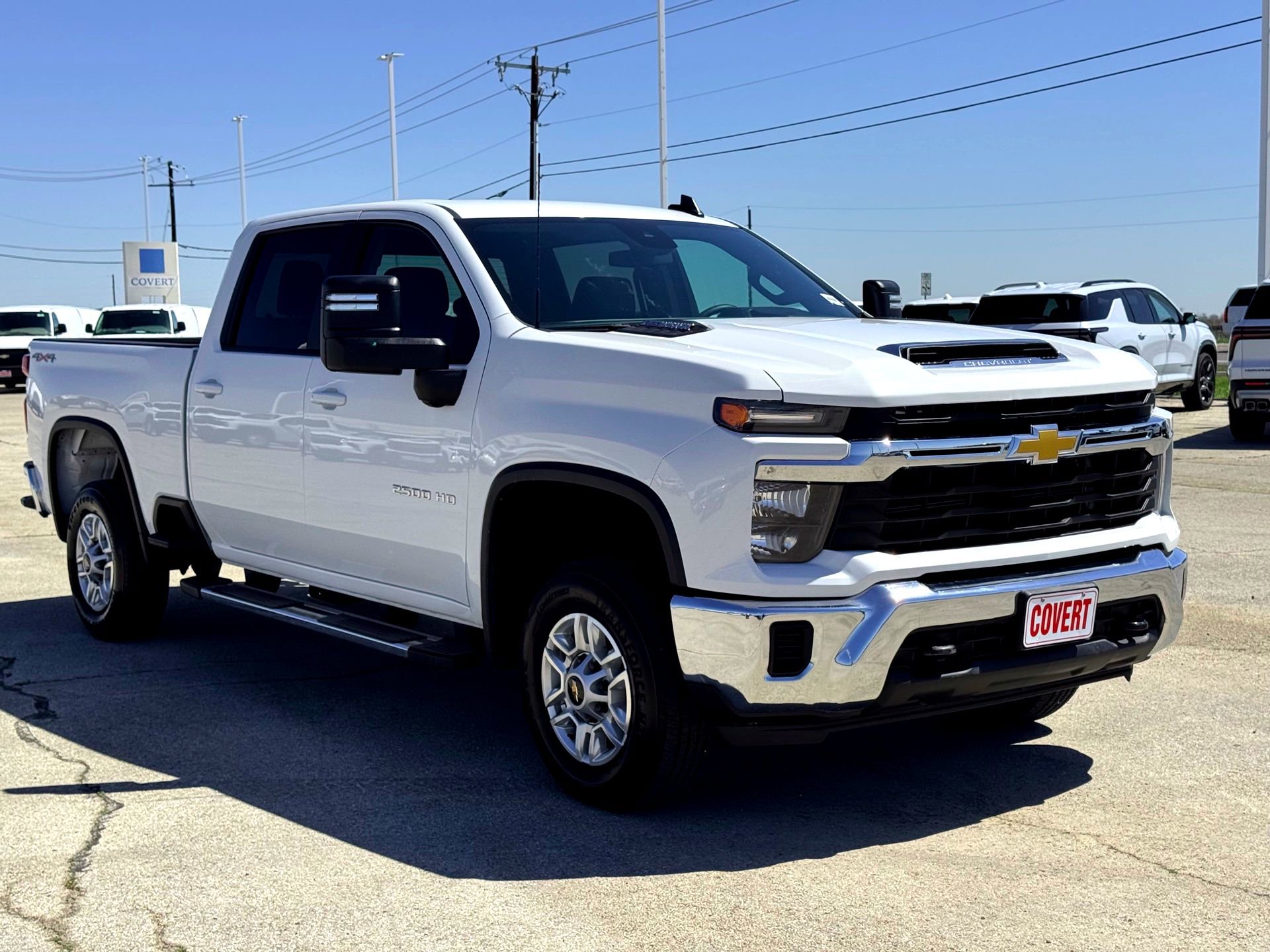 Used 2025 Chevrolet Silverado 2500 LT w/ Convenience Package AWD/4WD image 5
