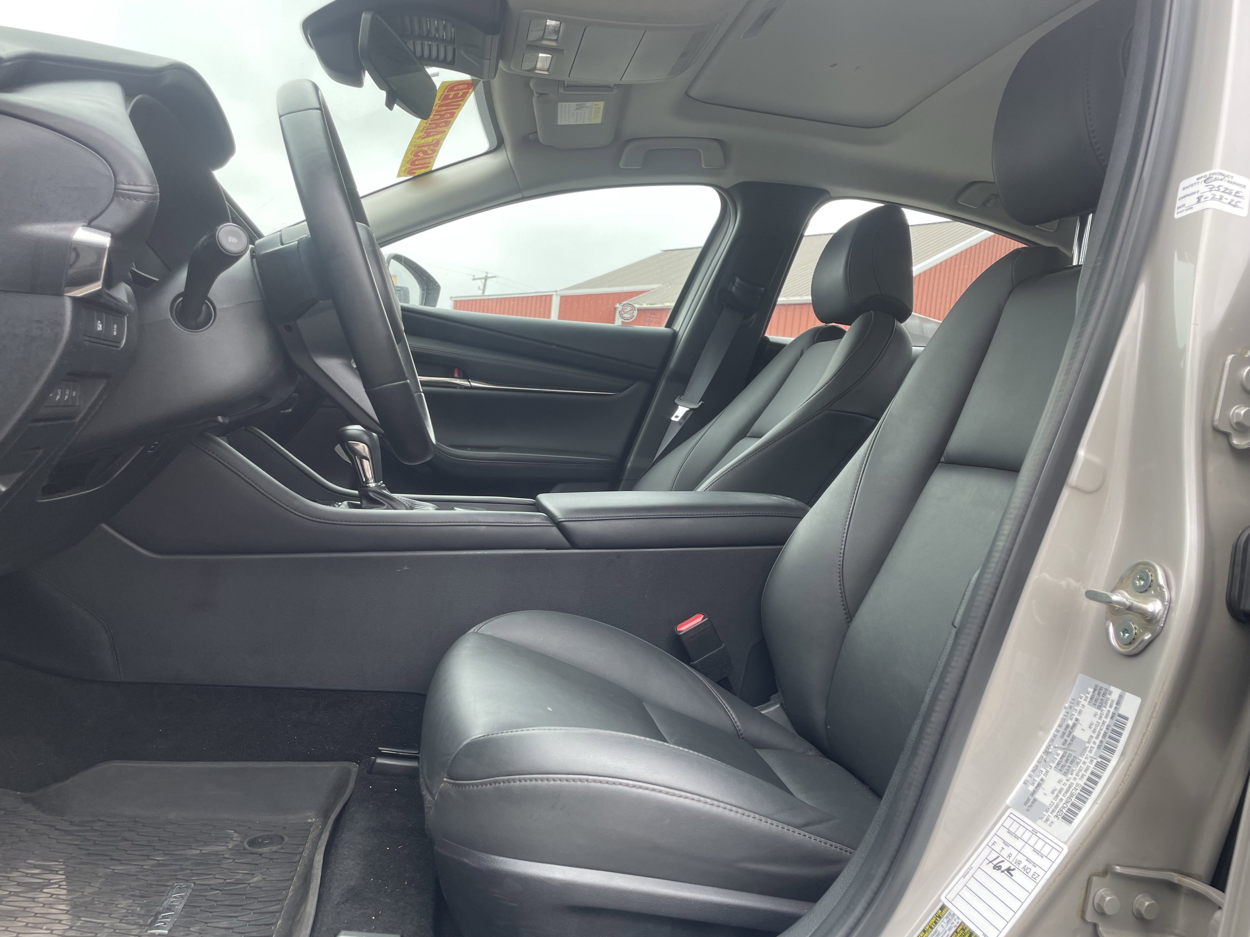 Used 2025 MAZDA MAZDA3 s image 12