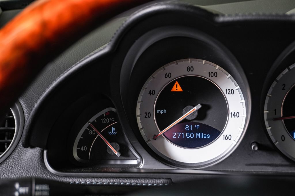 Used 2009 Mercedes-Benz SL 550 image 22