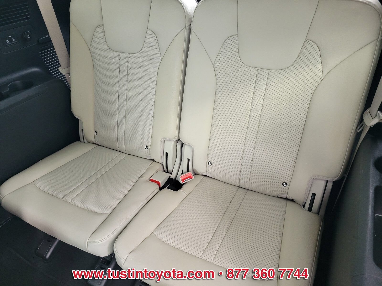 Used 2023 Kia Sorento SX Prestige w/ Panoramic Sunroof Package AWD/4WD image 12