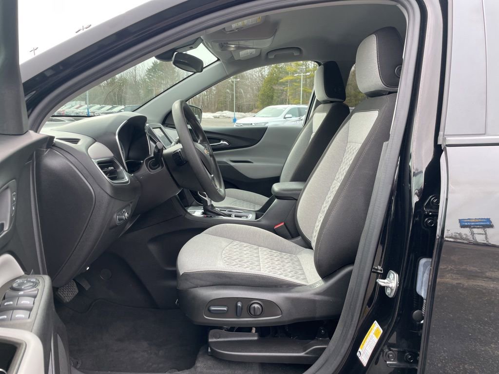 Used 2024 Chevrolet Equinox LS image 27
