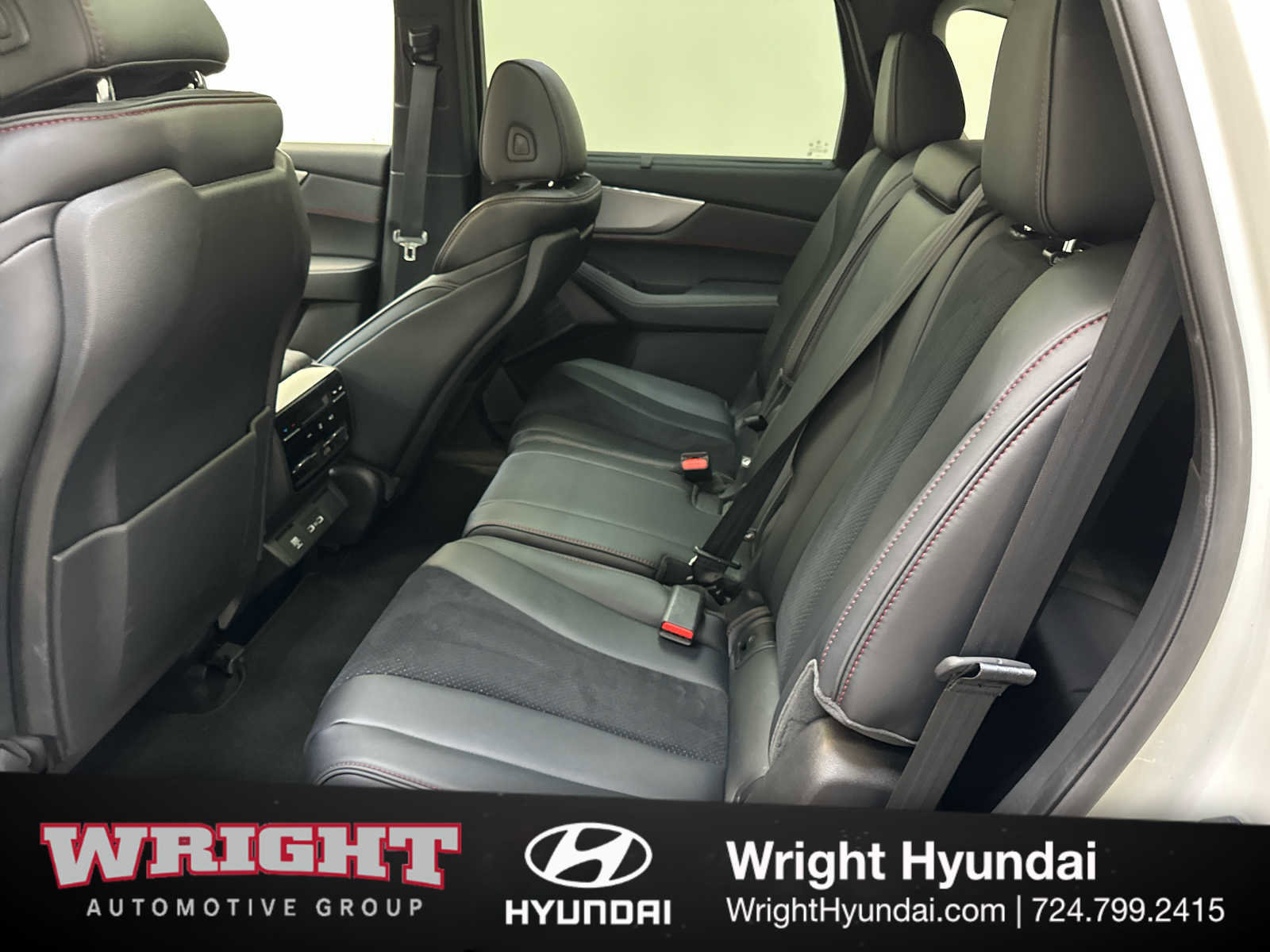 Used 2023 Acura MDX A-Spec image 13