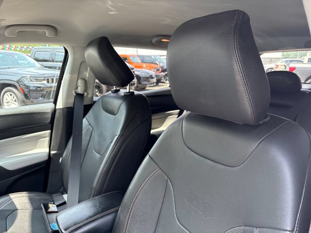 Used 2022 Jeep Compass Limited AWD/4WD image 9