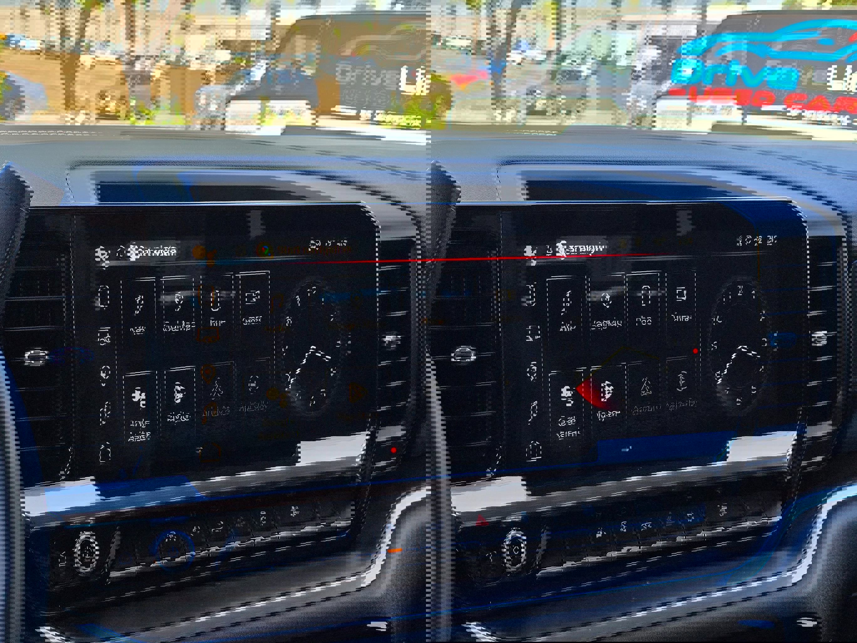Used 2025 GMC Sierra 1500 SLT image 38
