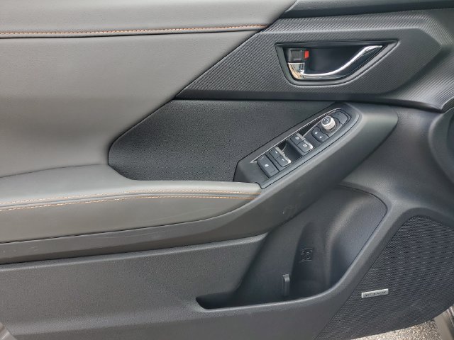 Certified 2025 Subaru Crosstrek 2.5i Limited w/ Crosstrek Mirror Package AWD/4WD image 21