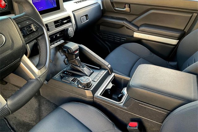 Used 2024 Toyota Tacoma TRD Off-Road image 17