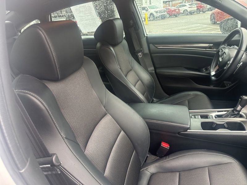 Used 2018 Honda Accord Sport image 10