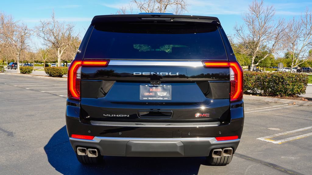 New 2026 GMC Yukon XL Denali AWD/4WD image 8