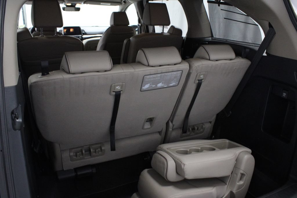Used 2023 Honda Odyssey Elite image 17