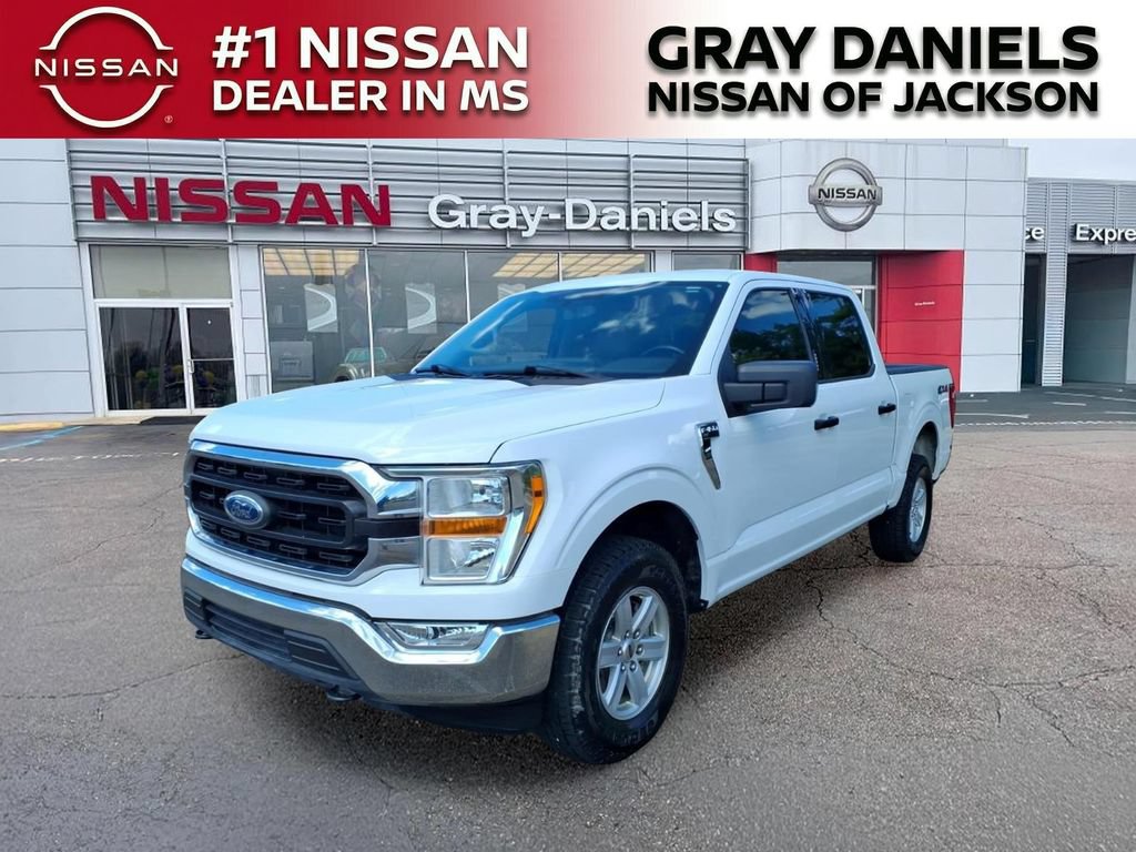 Used 2021 Ford F150 XLT w/ Equipment Group 301A Mid AWD/4WD image 3