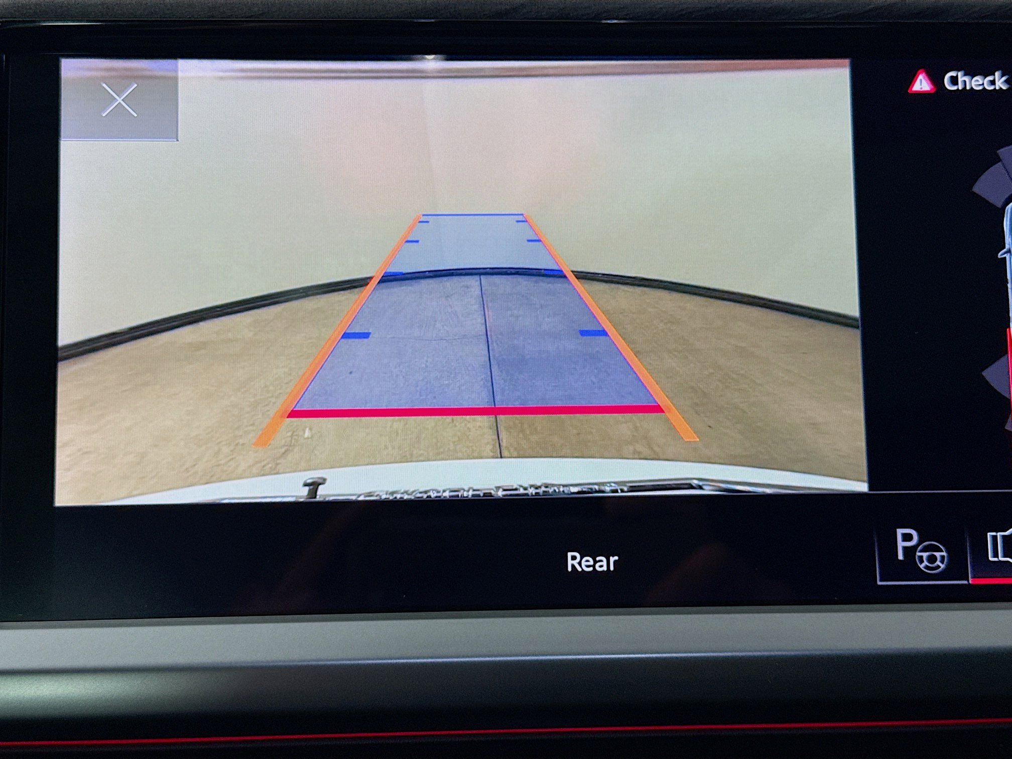 Used 2023 Audi Q4 e-tron Premium Plus w/ Premium Plus image 14