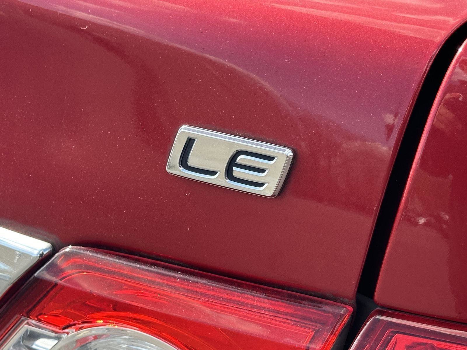 Used 2011 Toyota Corolla LE image 10