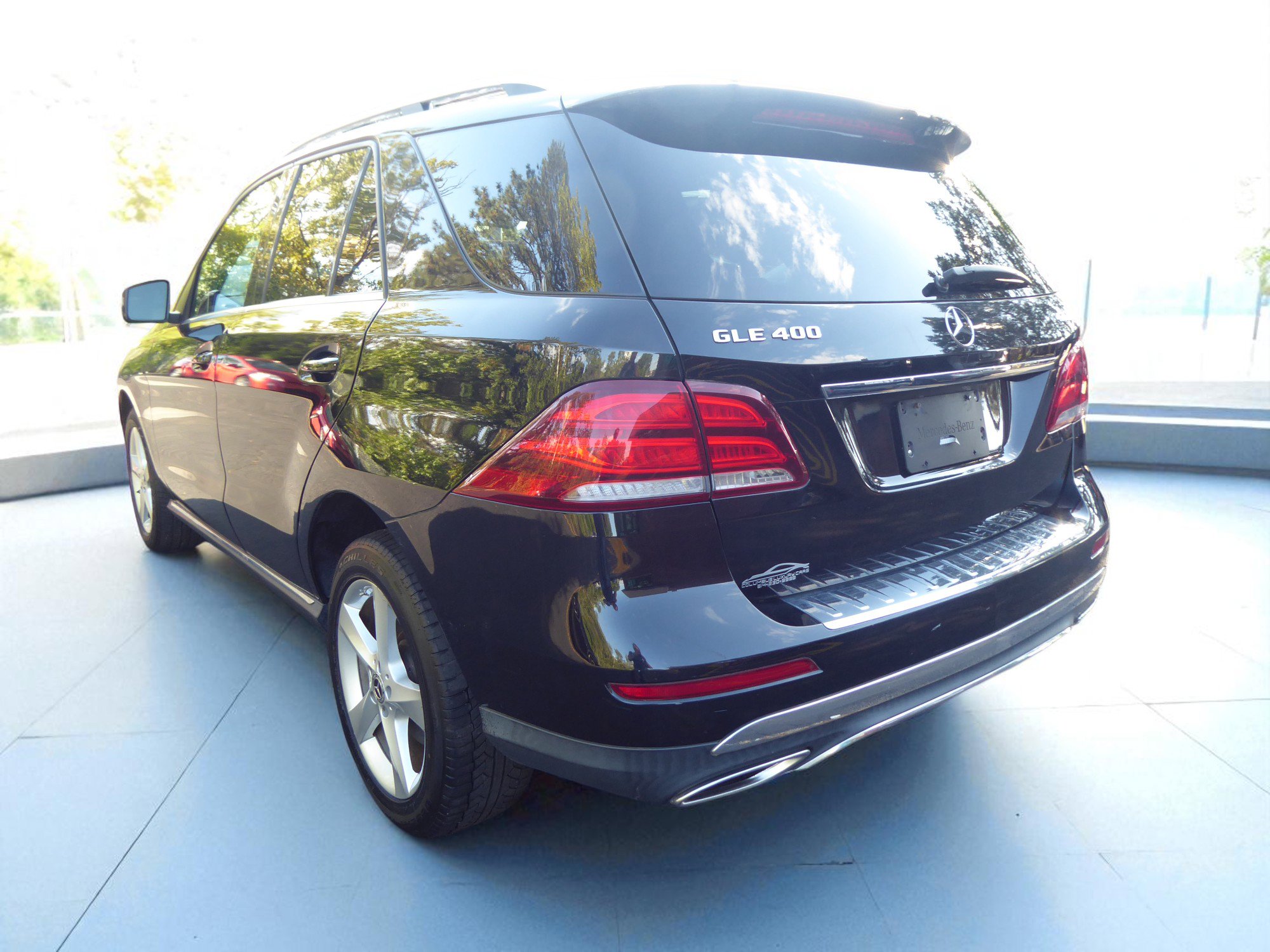 Used 2019 Mercedes-Benz GLE 400 4MATIC image 8