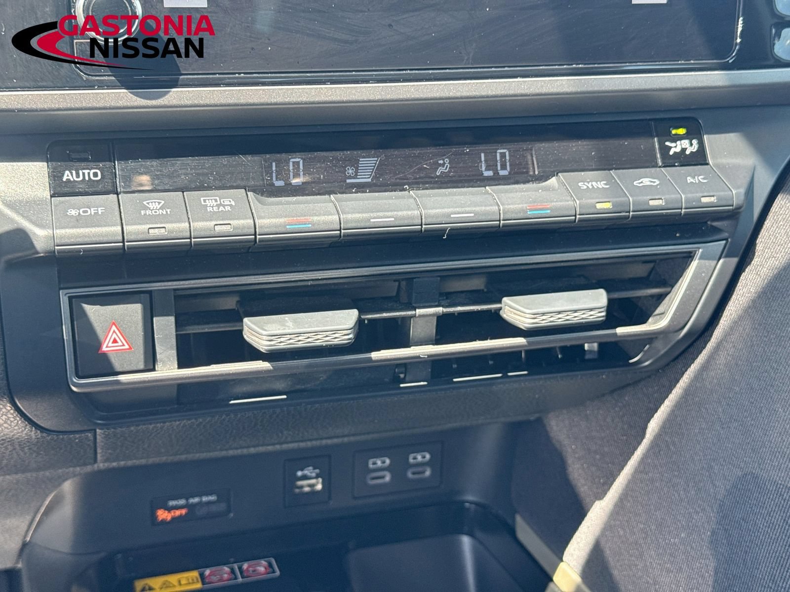 Used 2025 Toyota Camry LE FWD image 19