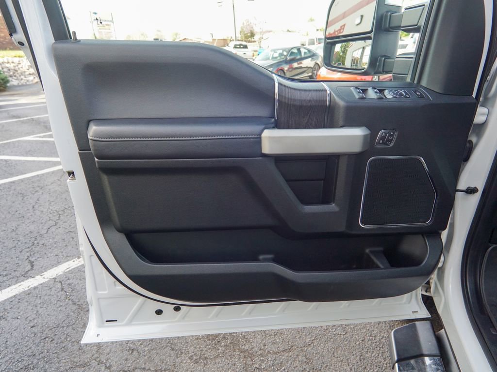 Used 2020 Ford F250 Lariat w/ Lariat Ultimate Package AWD/4WD image 20