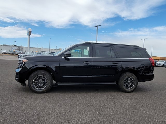 New 2025 Ford Expedition Max Active image 2