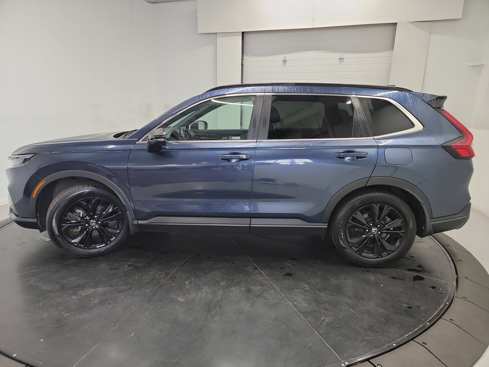 Certified 2023 Honda CR-V Sport Touring image 5