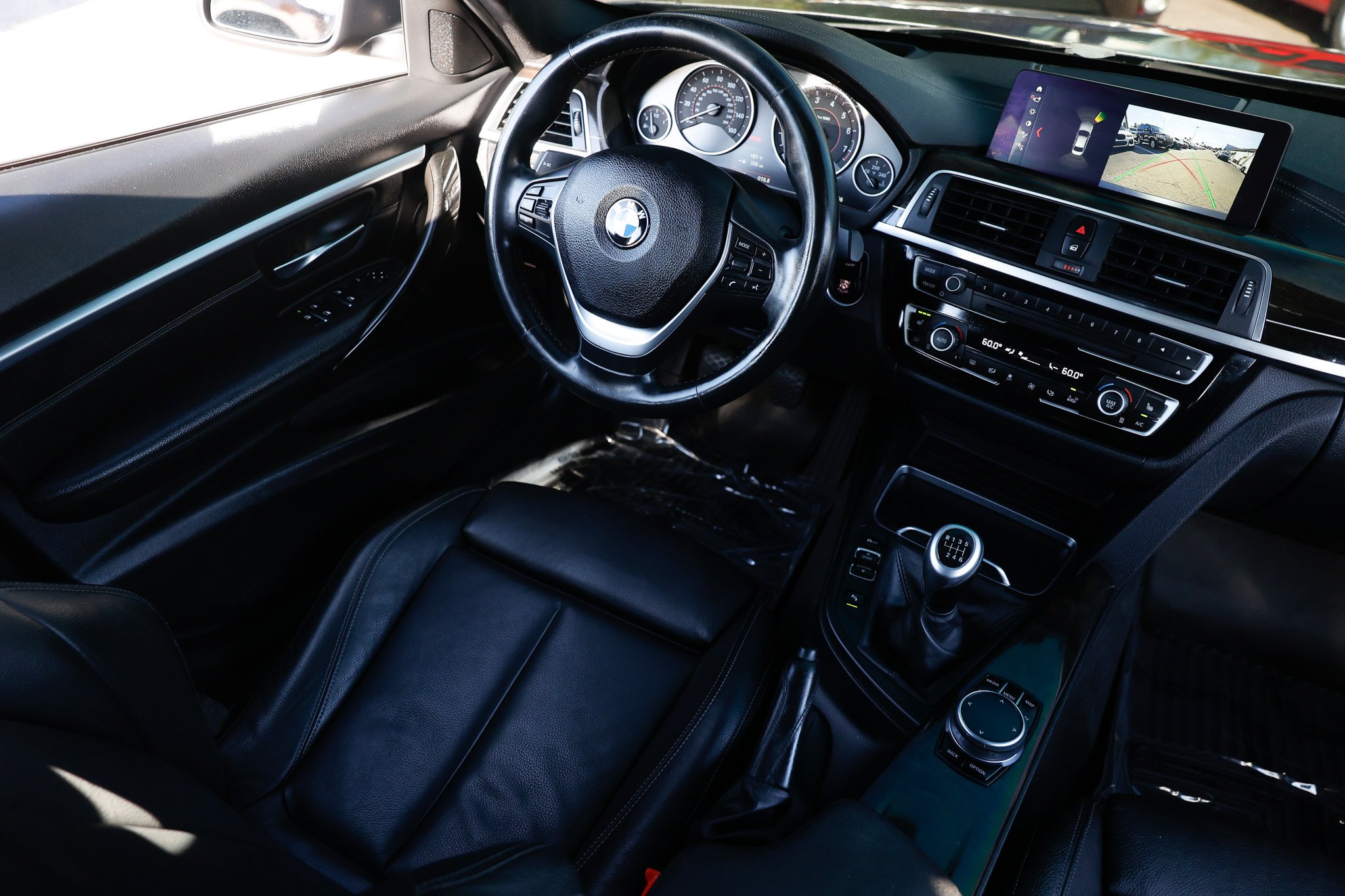Used 2018 BMW 330i Sedan w/ Premium Package RWD image 25