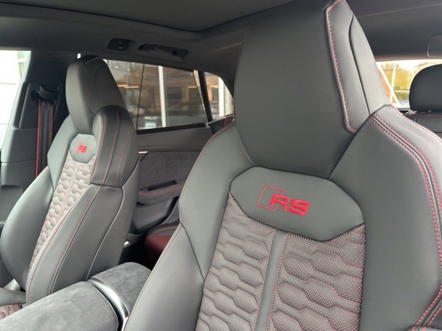 New 2026 Audi RS Q8 performance image 10