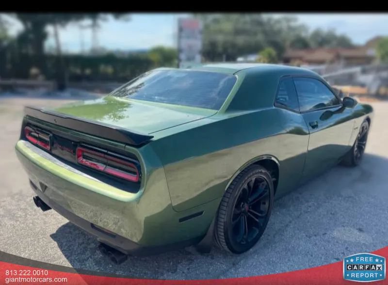 Used 2020 Dodge Challenger R/T RWD image 5