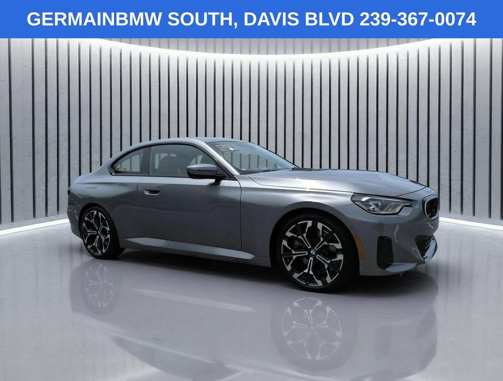 Certified 2025 BMW 230i Coupe w/ Premium Package RWD image 3