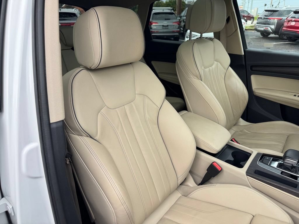 Used 2024 Audi Q5 2.0T Premium Plus AWD/4WD image 32