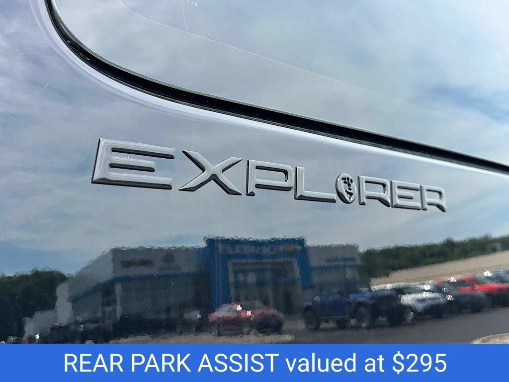 New 2025 Chevrolet Express 2500 w/ Driver Convenience Package RWD image 9