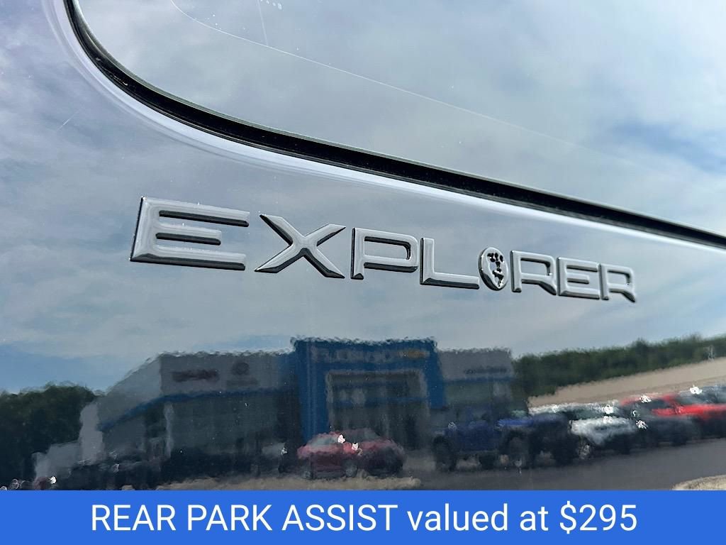 New 2025 Chevrolet Express 2500 w/ Driver Convenience Package image 9