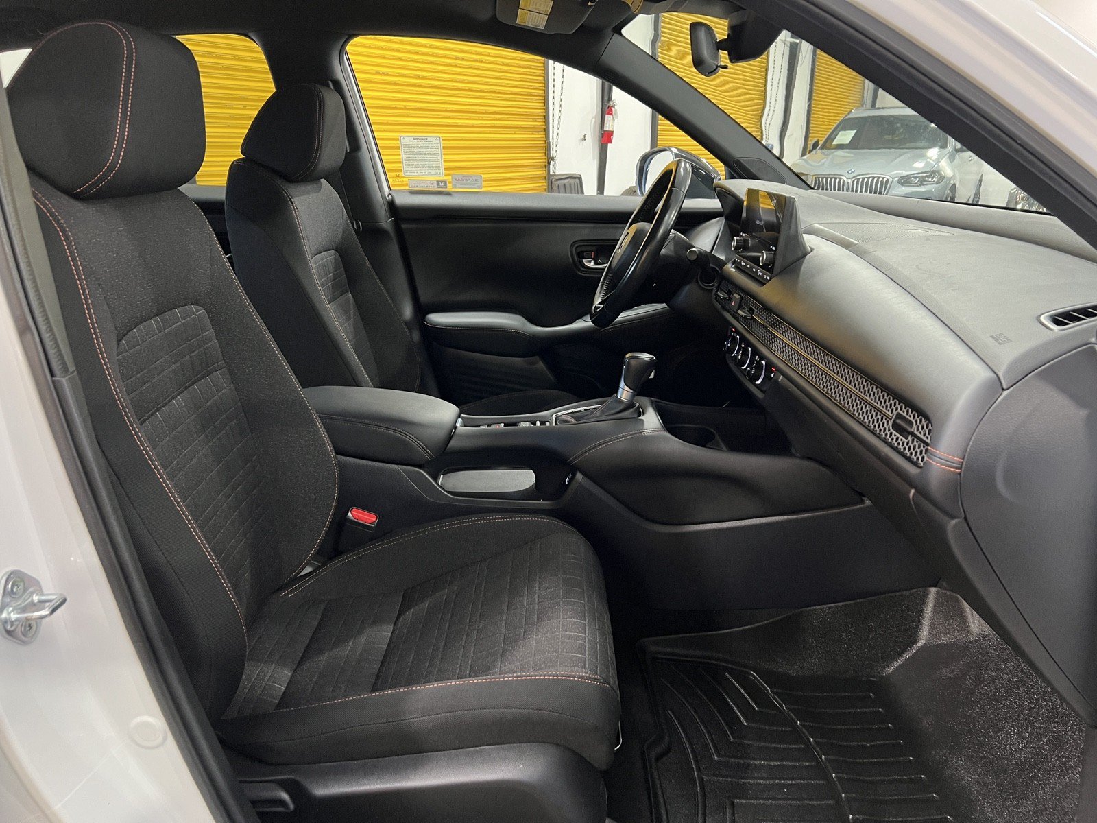 Used 2023 Honda HR-V Sport image 17