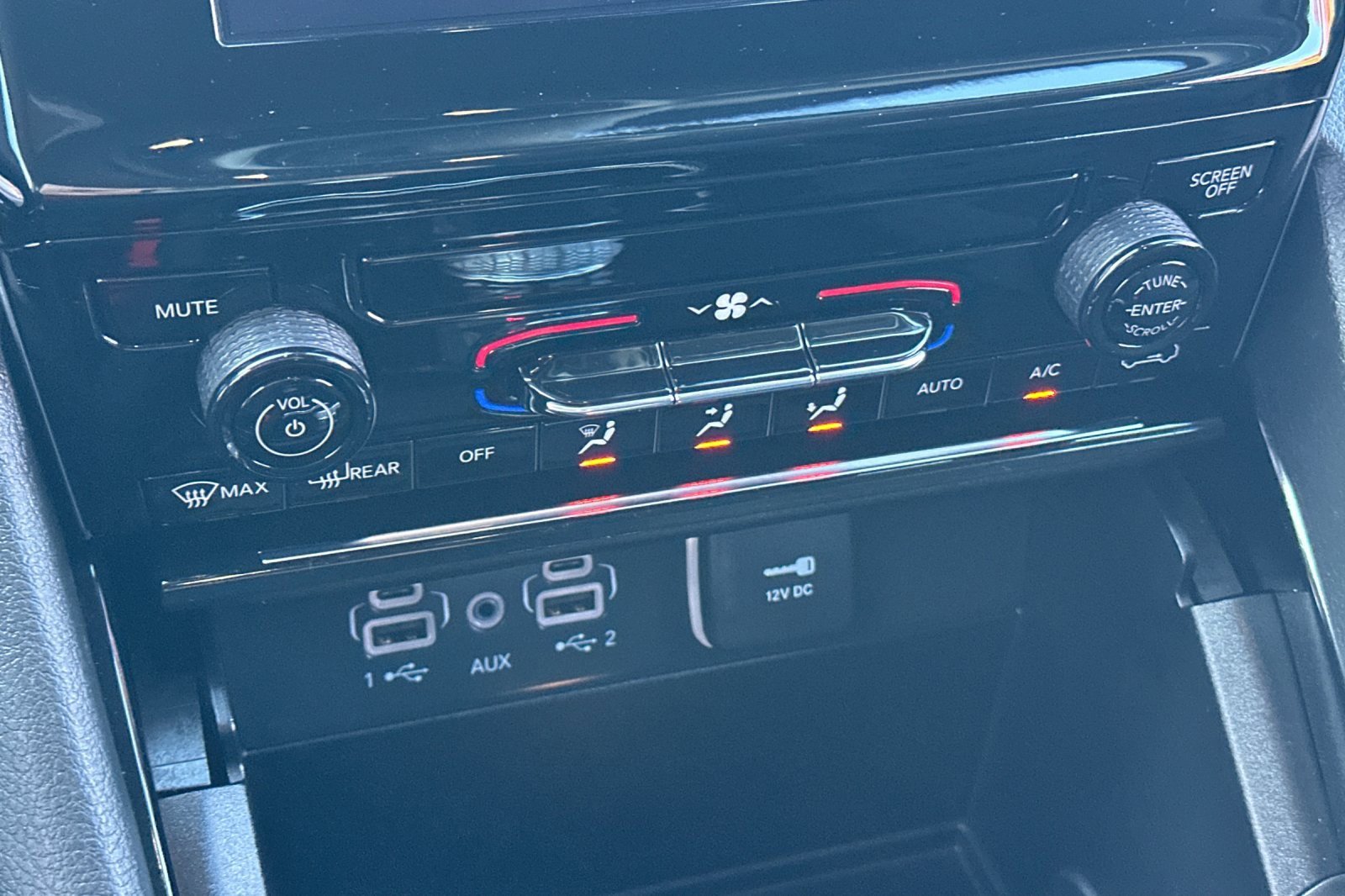 Used 2023 Jeep Grand Cherokee L Laredo image 24