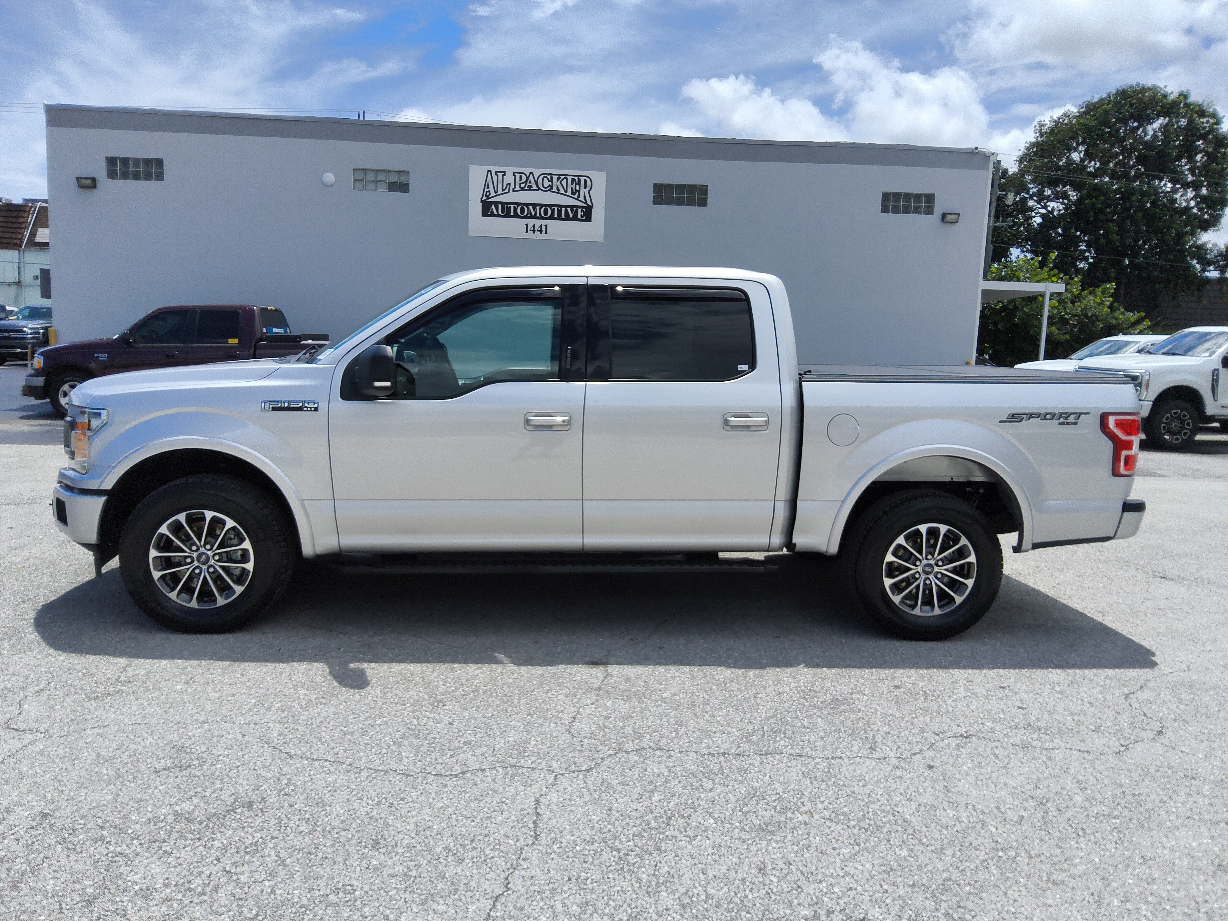 Used 2018 Ford F150 XLT w/ Equipment Group 302A Luxury AWD/4WD image 2