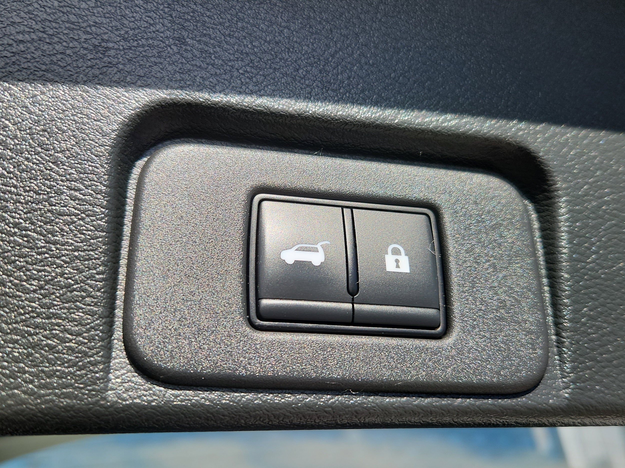 Used 2024 Nissan Rogue SL w/ SL Premium Package AWD/4WD image 14