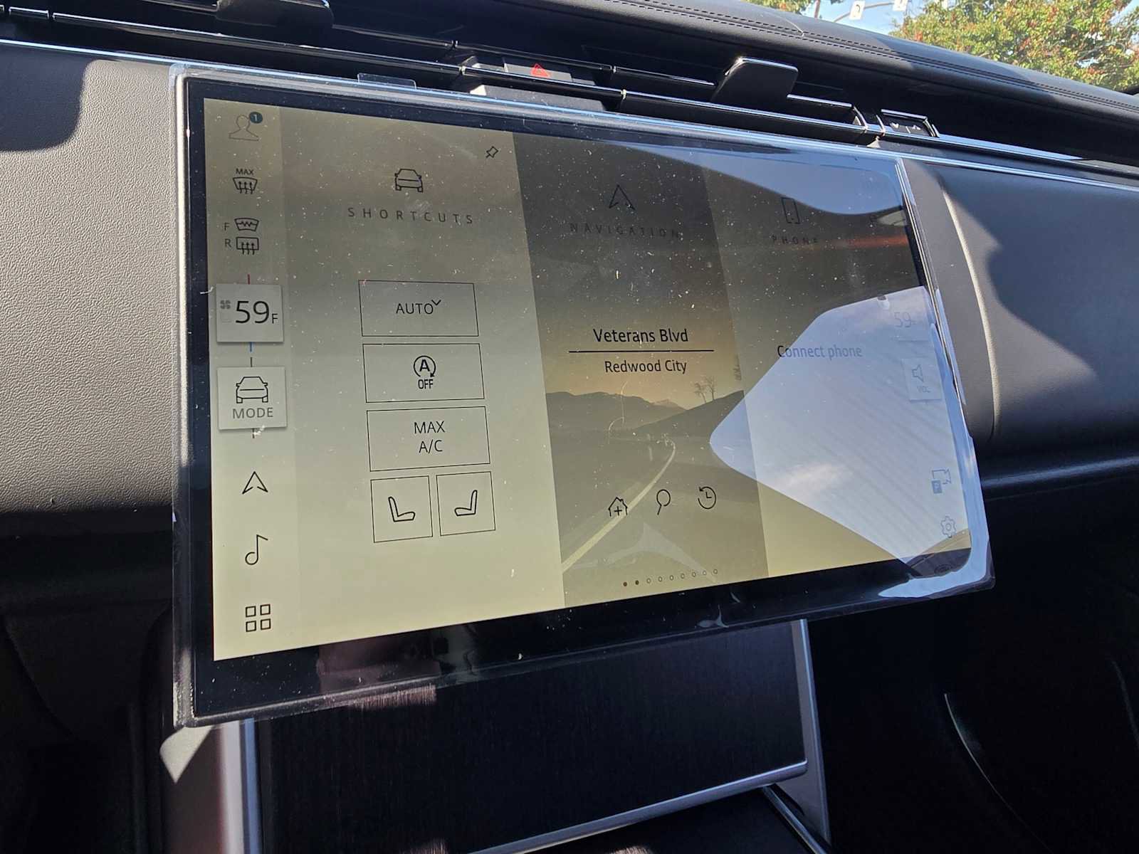 New 2025 Land Rover Range Rover SE image 28