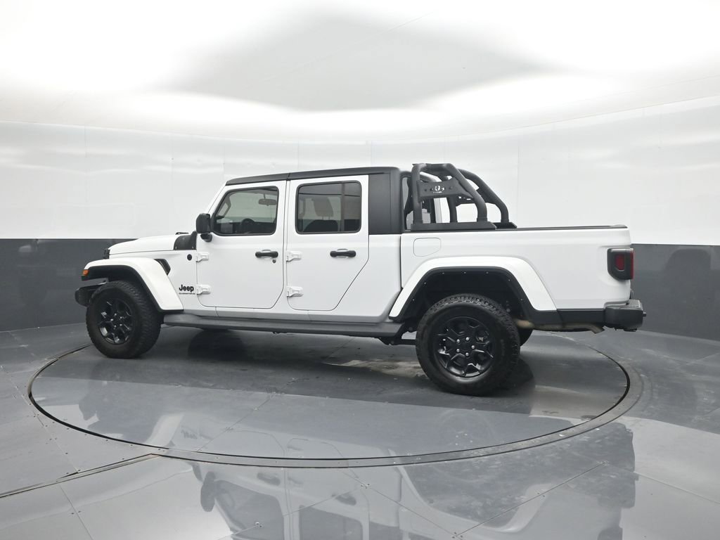 Used 2023 Jeep Gladiator Sport AWD/4WD image 28